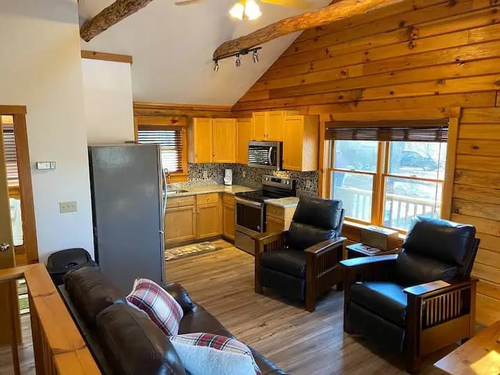 Historic cabin at Pine Haven Retreat